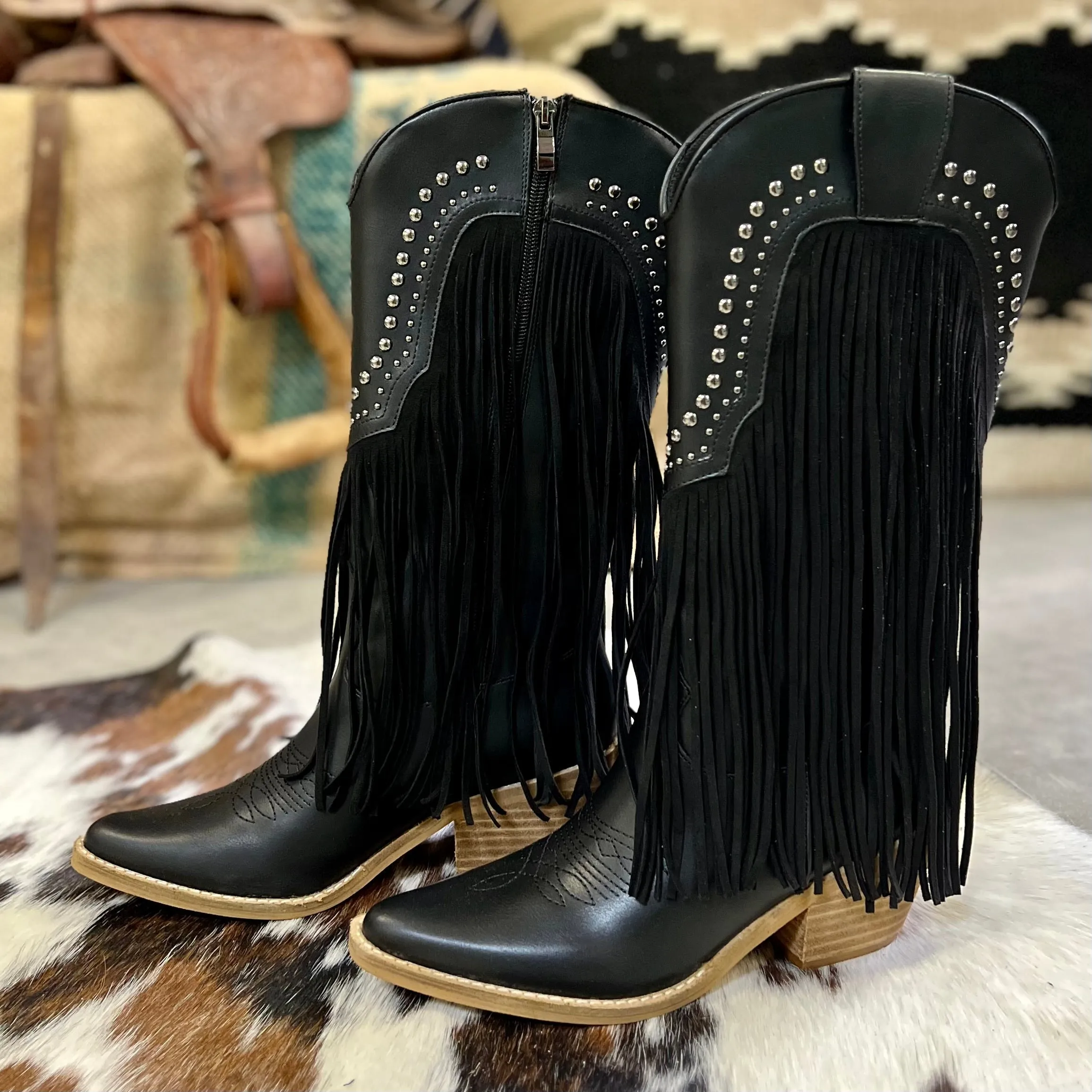 Beastly Fringe Boots*