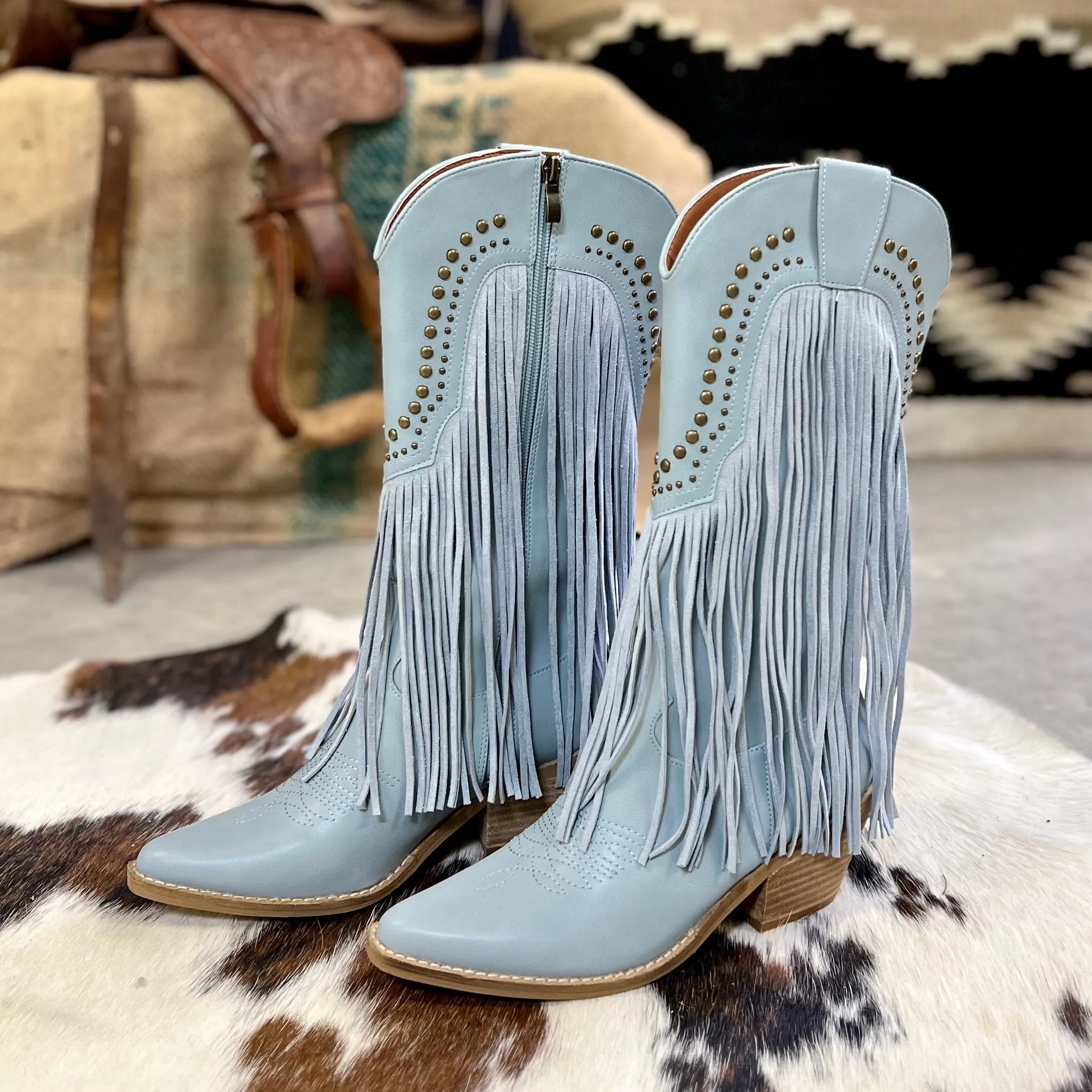 Beastly Fringe Boots*