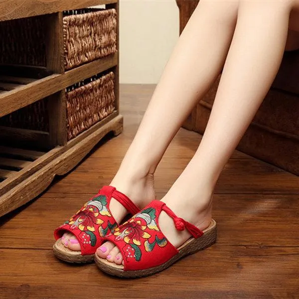 Embroidery Pattern National Wind Hollow Out Slip On Flat Sandals