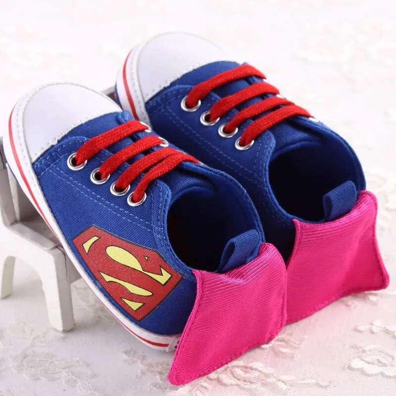 Fashionable boys' cartoon print sneakers with soft sole