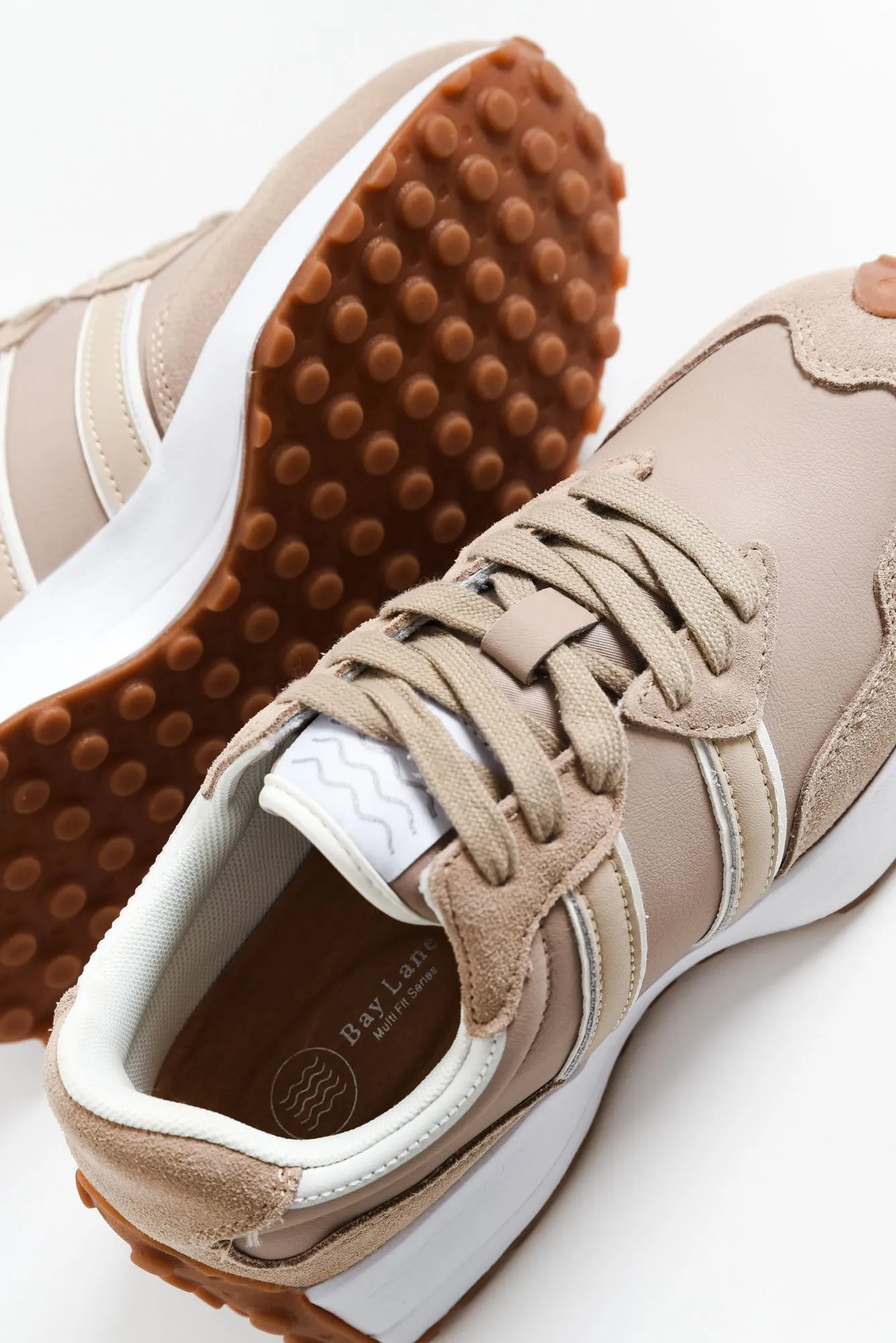 Flex Nude Stripe Leather Sneaker