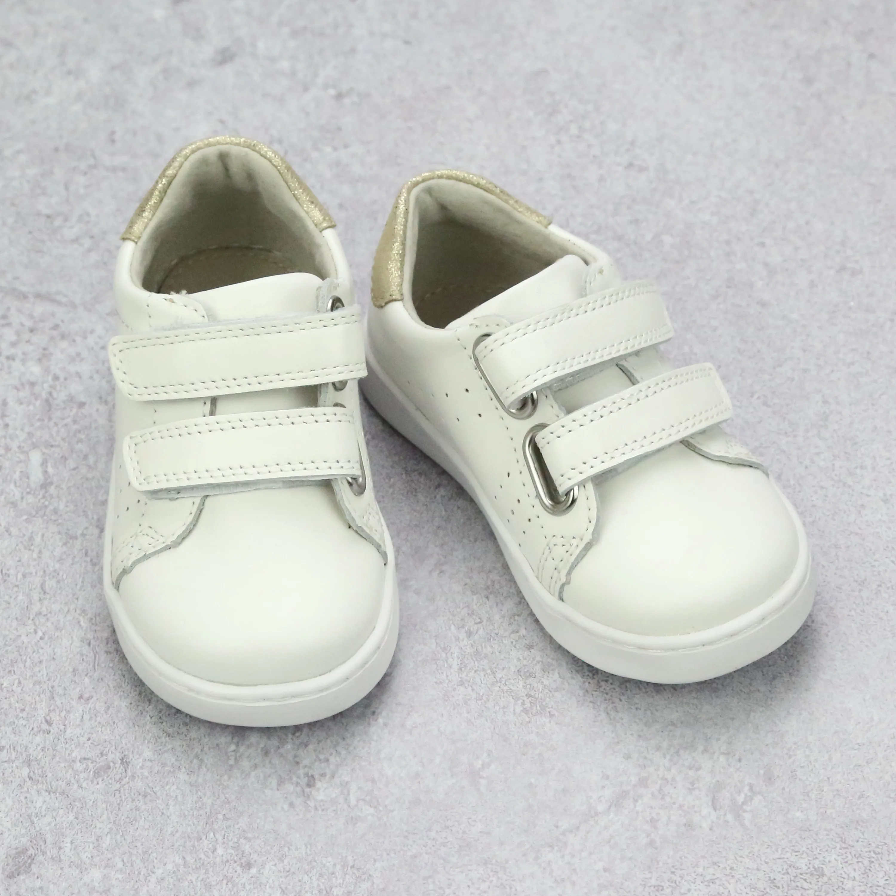 Girls Kenzie Double Velcro Sweetheart Leather Sneaker