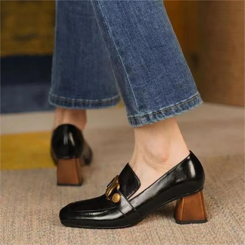 Graduation Gift Retro Women Heeled Shoes Spring Leather Chunky Square Toe Metal Decorative Office Lady Loafers British Style Brown Female Shoes