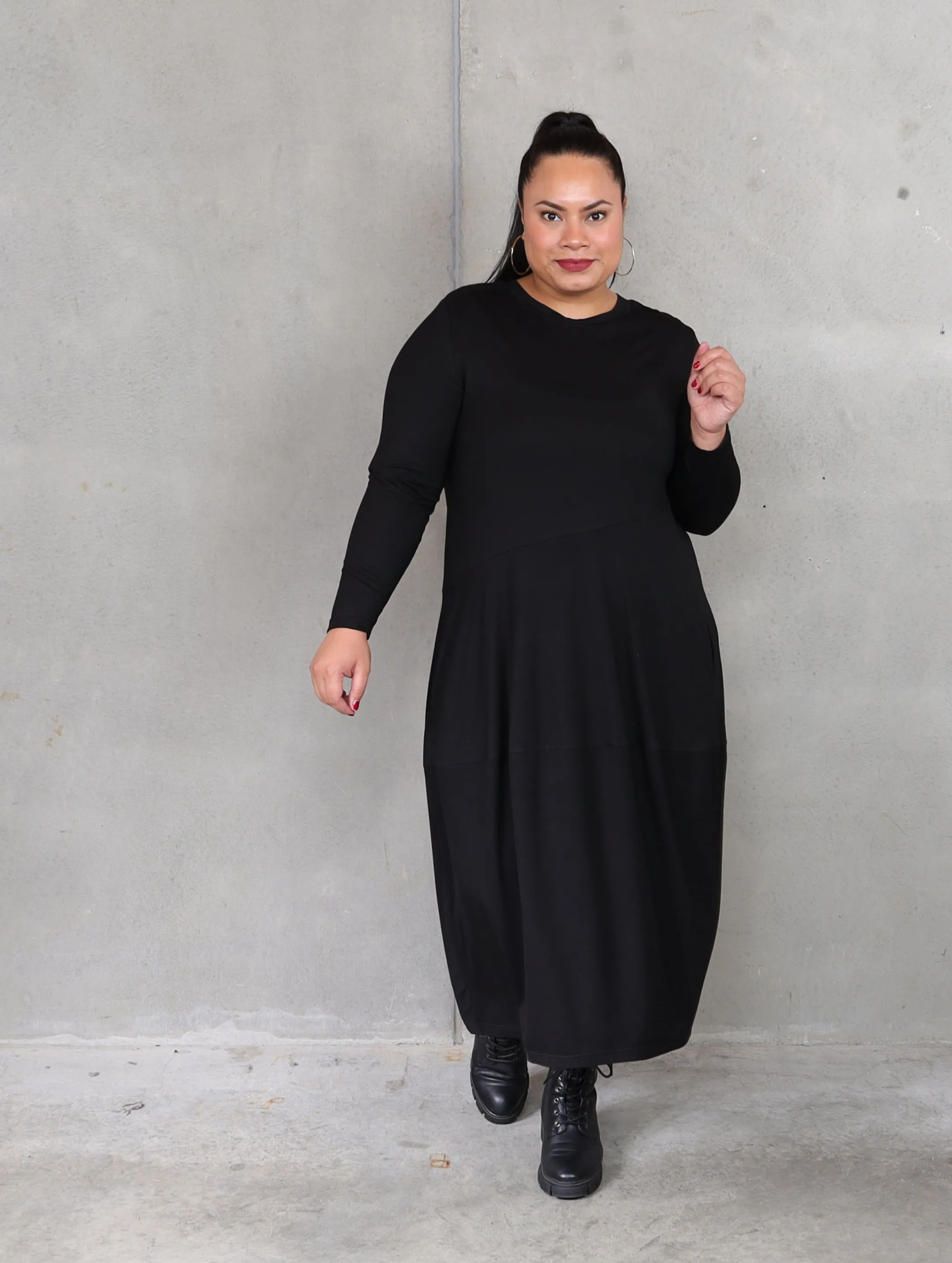 LAVISH Staple Knit Dress - Black