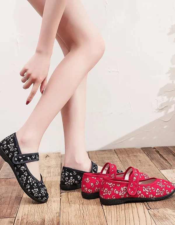 Soft-soled Ethnic Style Embroidery Shoes