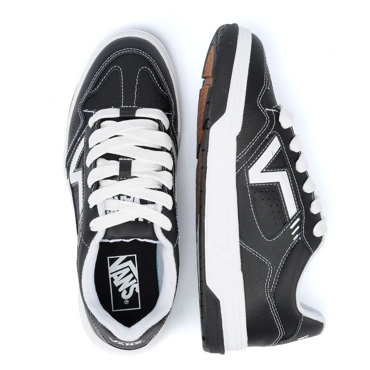 Vans Upland Black/White Trainers