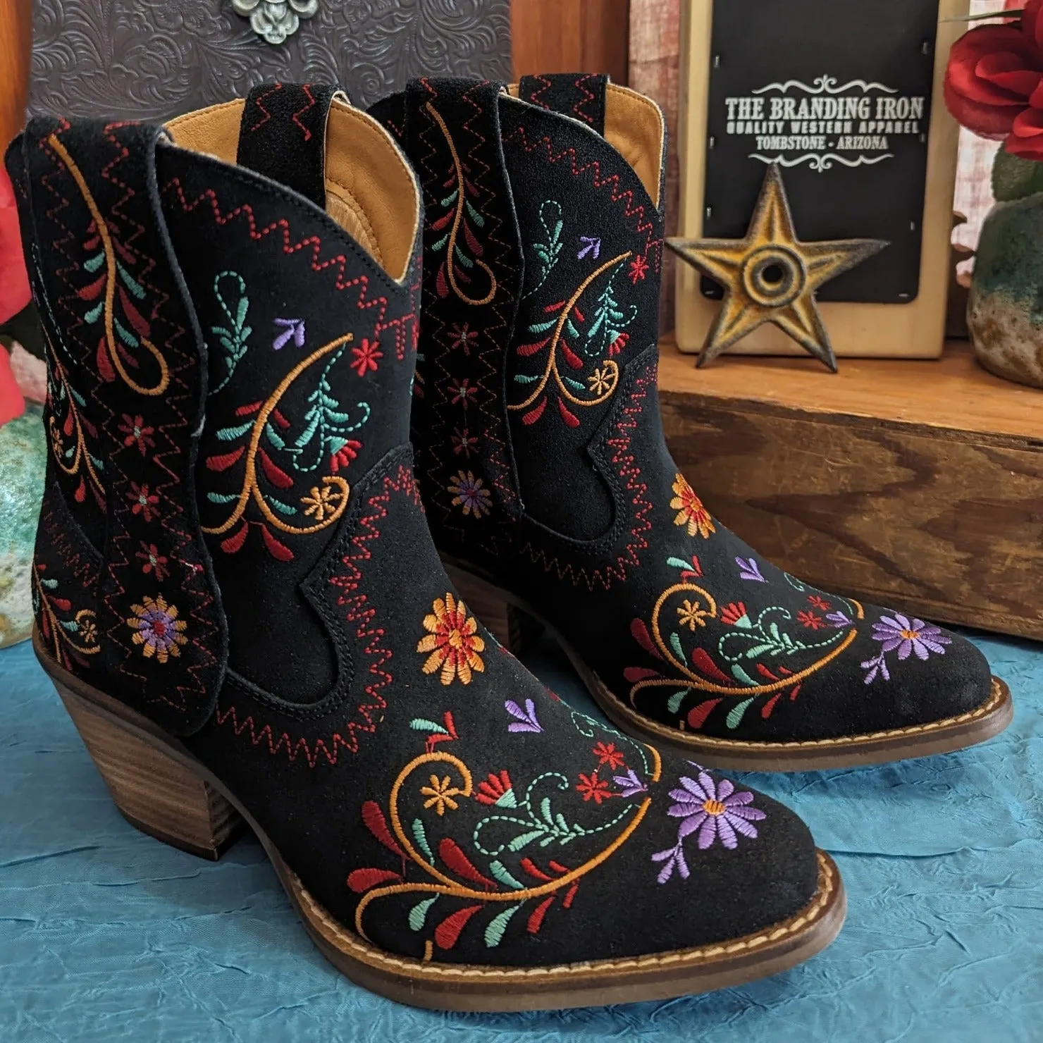 Women's Boot "Sugar Bug" by Dingo   DI 179